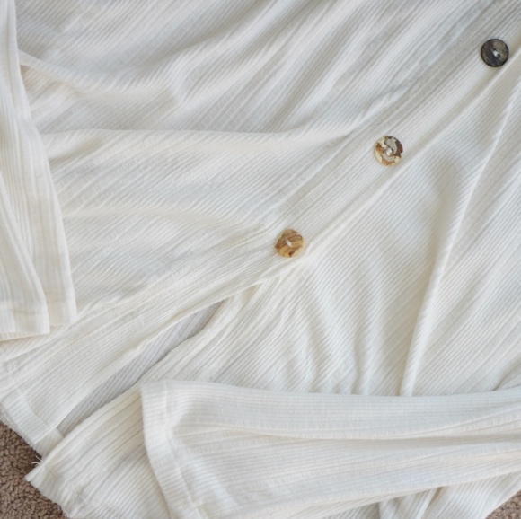 Jolie Soft Lightweight Ribbed Cardigan Top - Picture 5 of 5